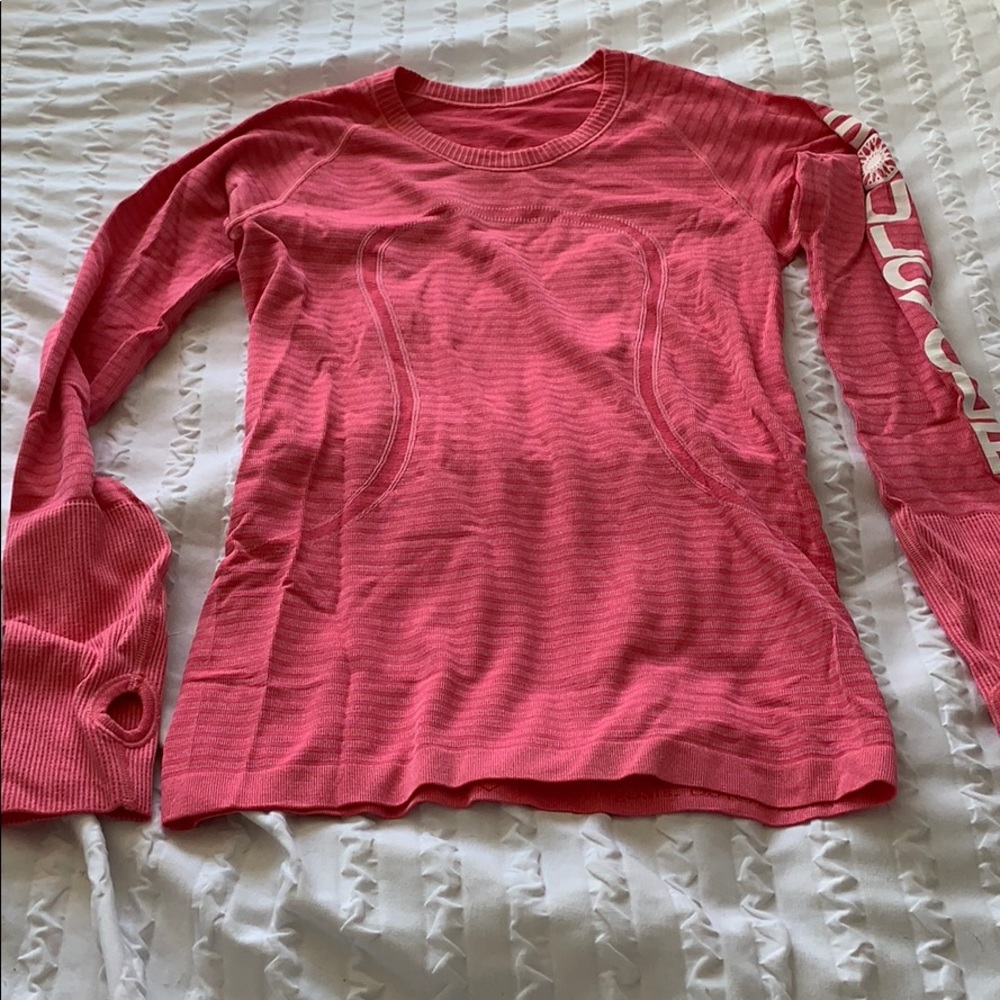 Soulcycle x Lululemon Swiftly tech long sleeve